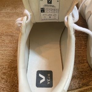 VEJA Campo Leather sneakers in White